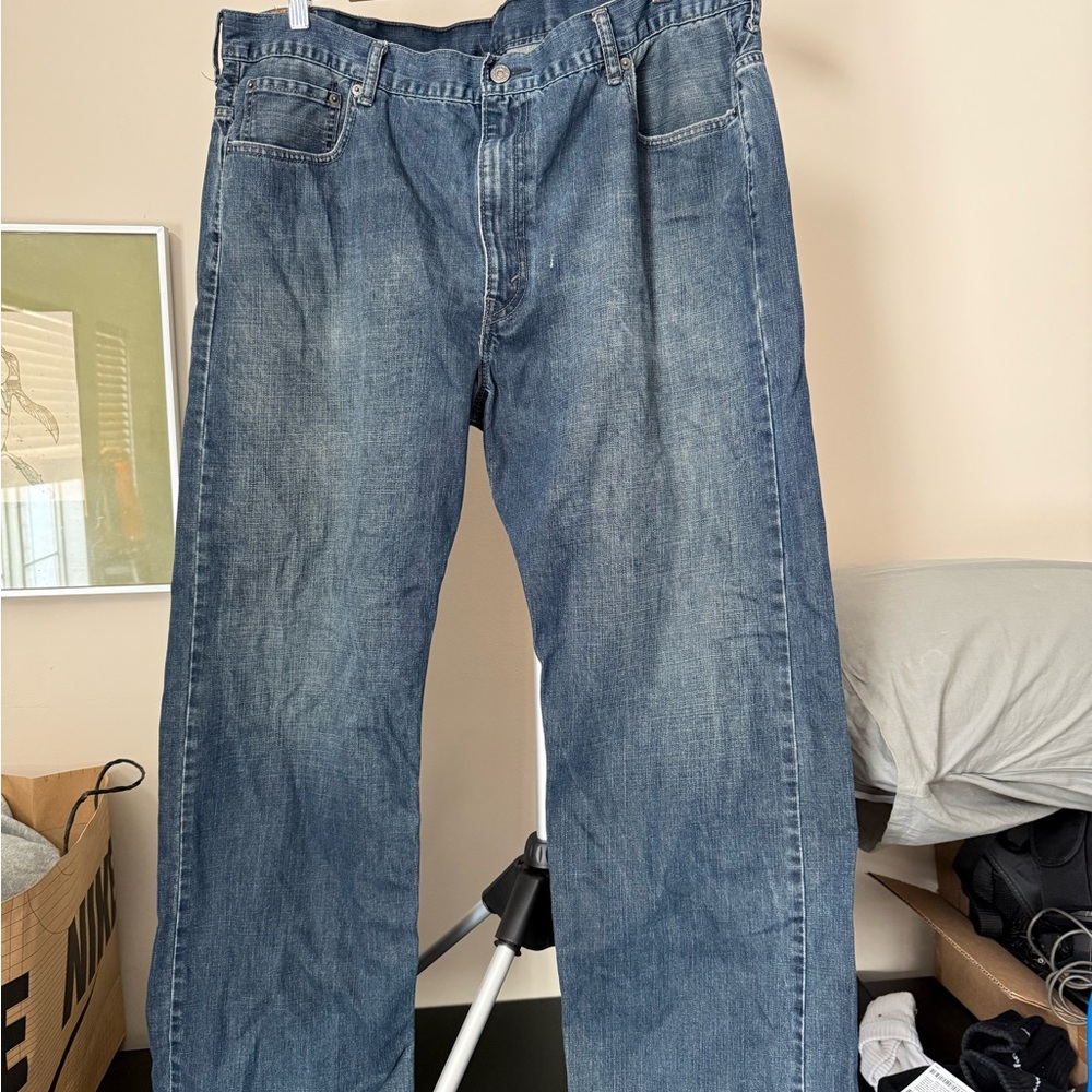 Levi's Relaxed Fit 569 Blue Jeans 42/30